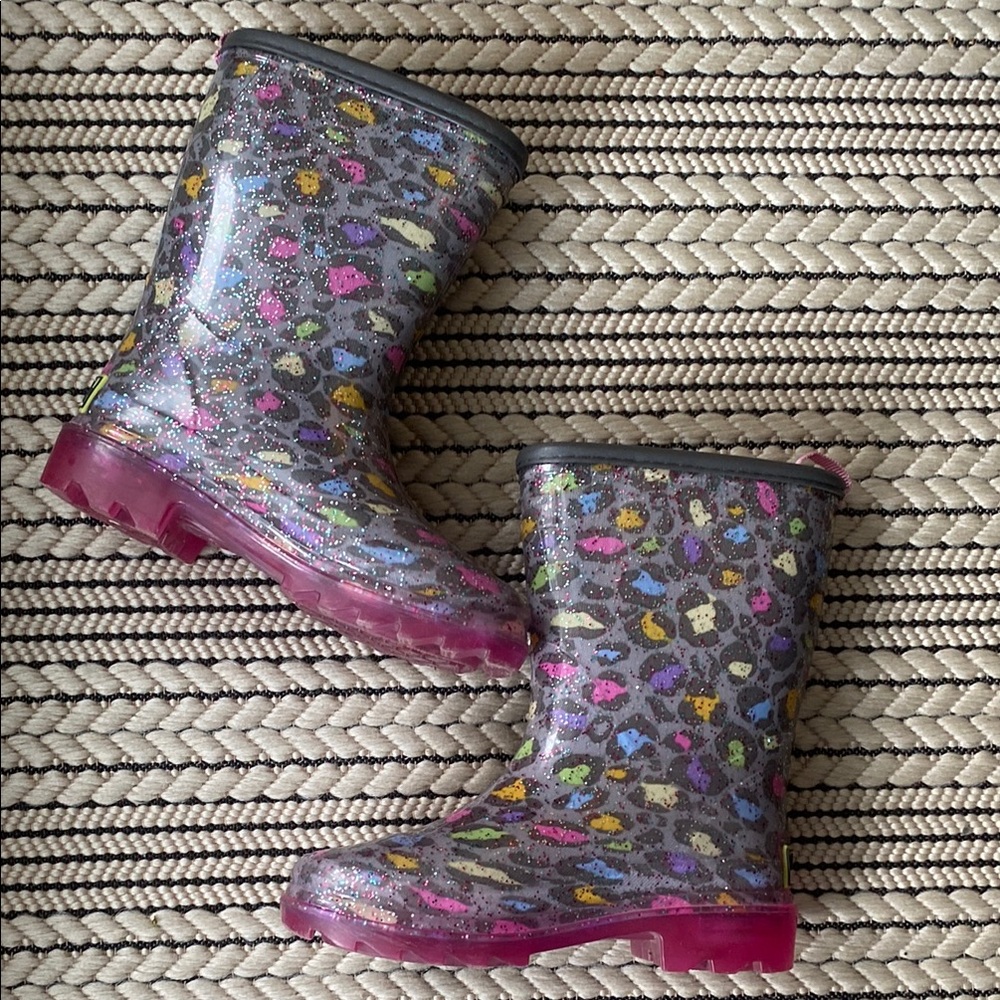 Western chief toddler girl Leopard Print lighted Rain Boots with lining size 9
